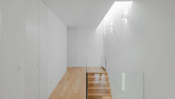 Casa da Baldrufa / Tiago do Vale Arquitectos