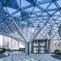 Shanghai Xujiahui Centre, Lot I & II / Ronald Lu & Partners - Exterior Photography, Glass, Garden