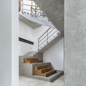 Casa romántica / TAFF Arquitectos - Fotografía interior, Escaleras, Barandas