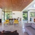 Sassen Residence / SALT Architects - Interior Photography, Living Room, Table