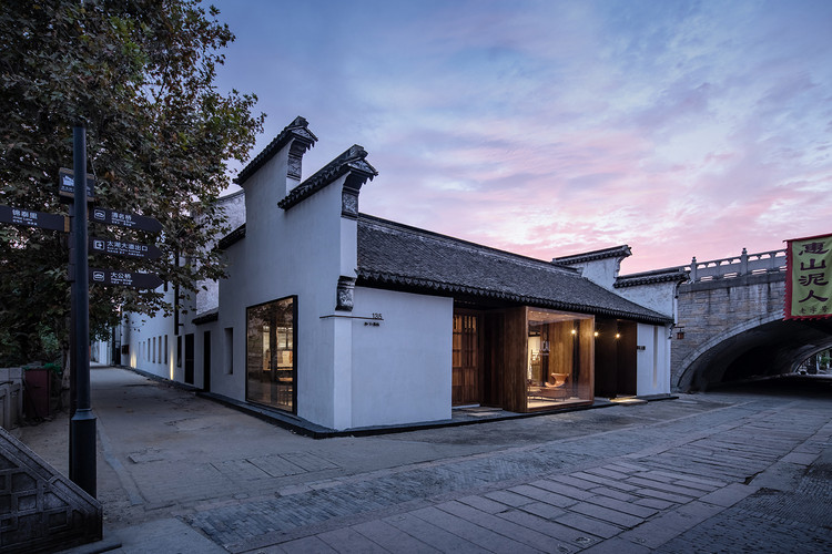 Sincere Hotel / Benzhe Architecture Design - Exterior Photography, Windows, Door, Facade