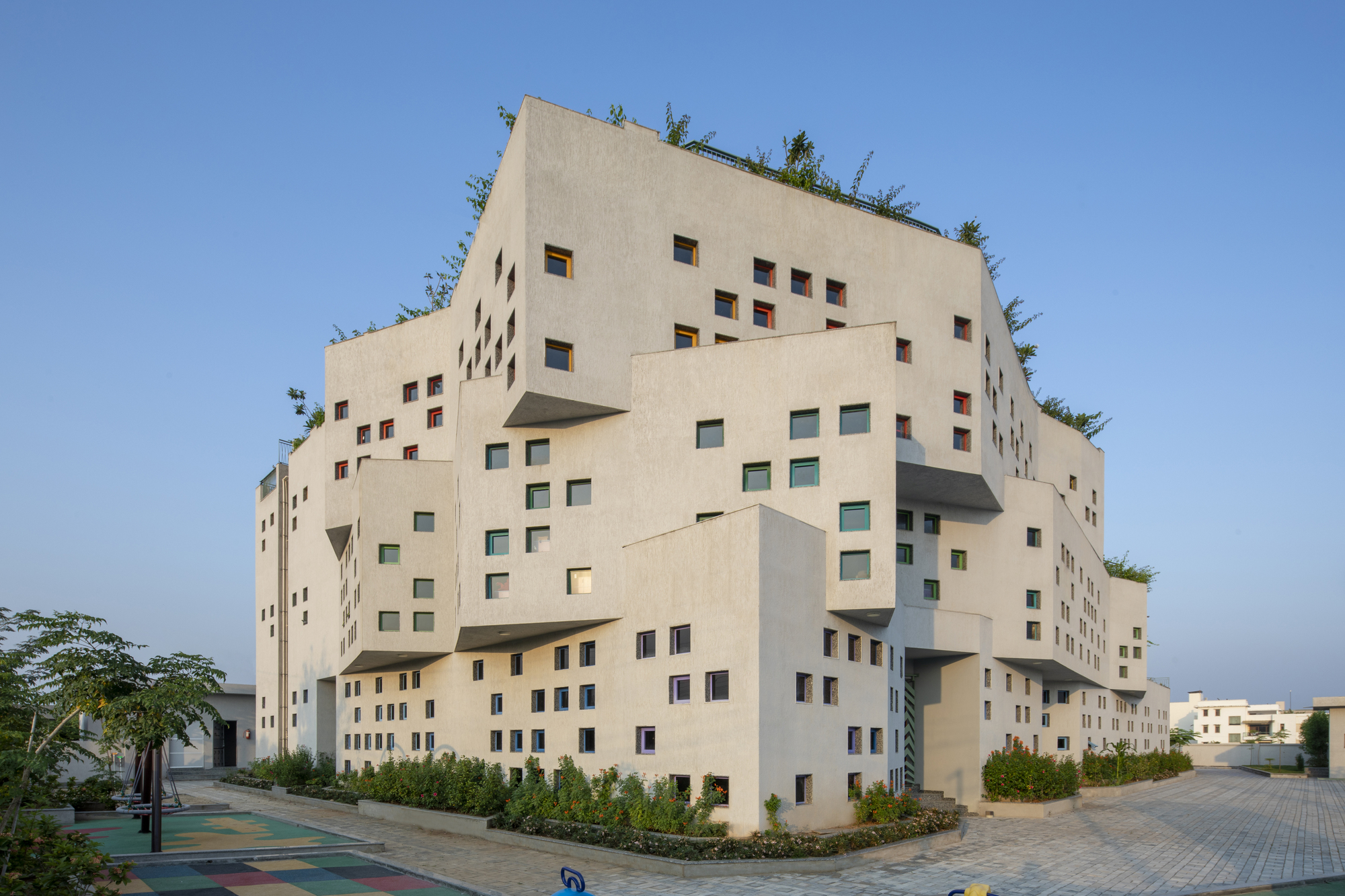 Gallery of Sangam Elementary School / SferaBlu Architects 2