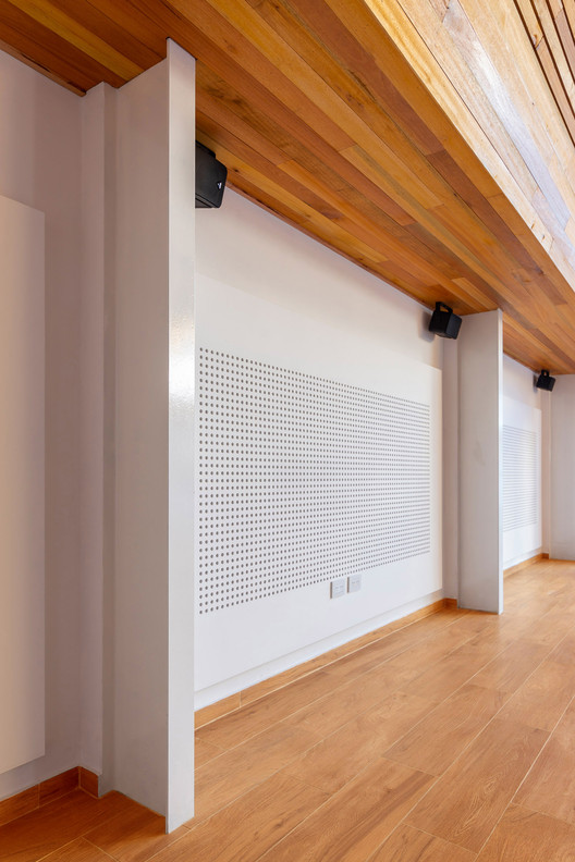 Surveying Professionals College in Santa Fe / Estudio Irigoyen, Navarro Arquitectos - Interior Photography, Wood