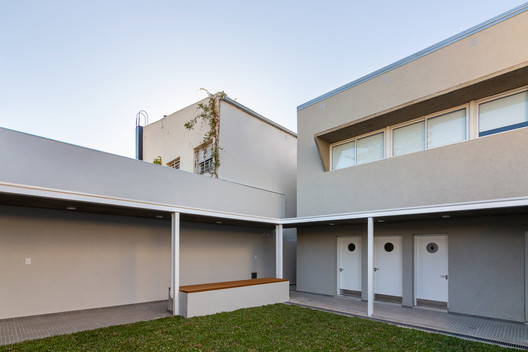 Surveying Professionals College in Santa Fe / Estudio Irigoyen, Navarro Arquitectos - Exterior Photography, Facade