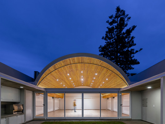 Surveying Professionals College in Santa Fe / Estudio Irigoyen, Navarro Arquitectos - Exterior Photography, Facade