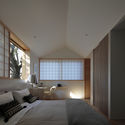 镰仓住宅，融合现代日式美学 / CUBO design architect - 室内图, 卧室, 床