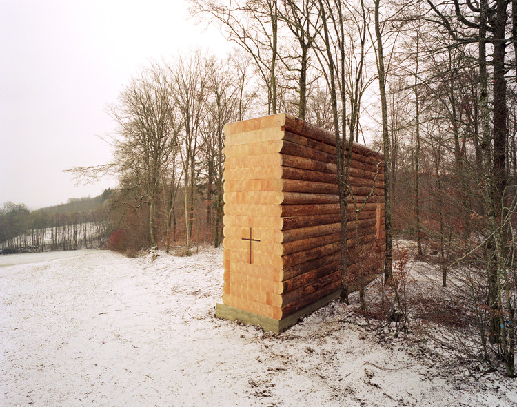 Architectonic & Structural Possibilities of Log Wood - Image 5 of 18