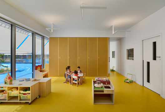 Schools of the Future: How Furniture Influences Learning - Image 8 of 17