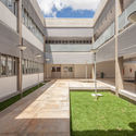 Unidade de Ensino e Docência / CEPLAN + CoGa Arquitetura - Fotografia de Exterior, Janela, Fachada, Aido, Pátio