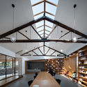 Edificio de actividades de la aldea MaJiaLong / Mix Architecture - Fotografía interior, Estanterías, Vidrio