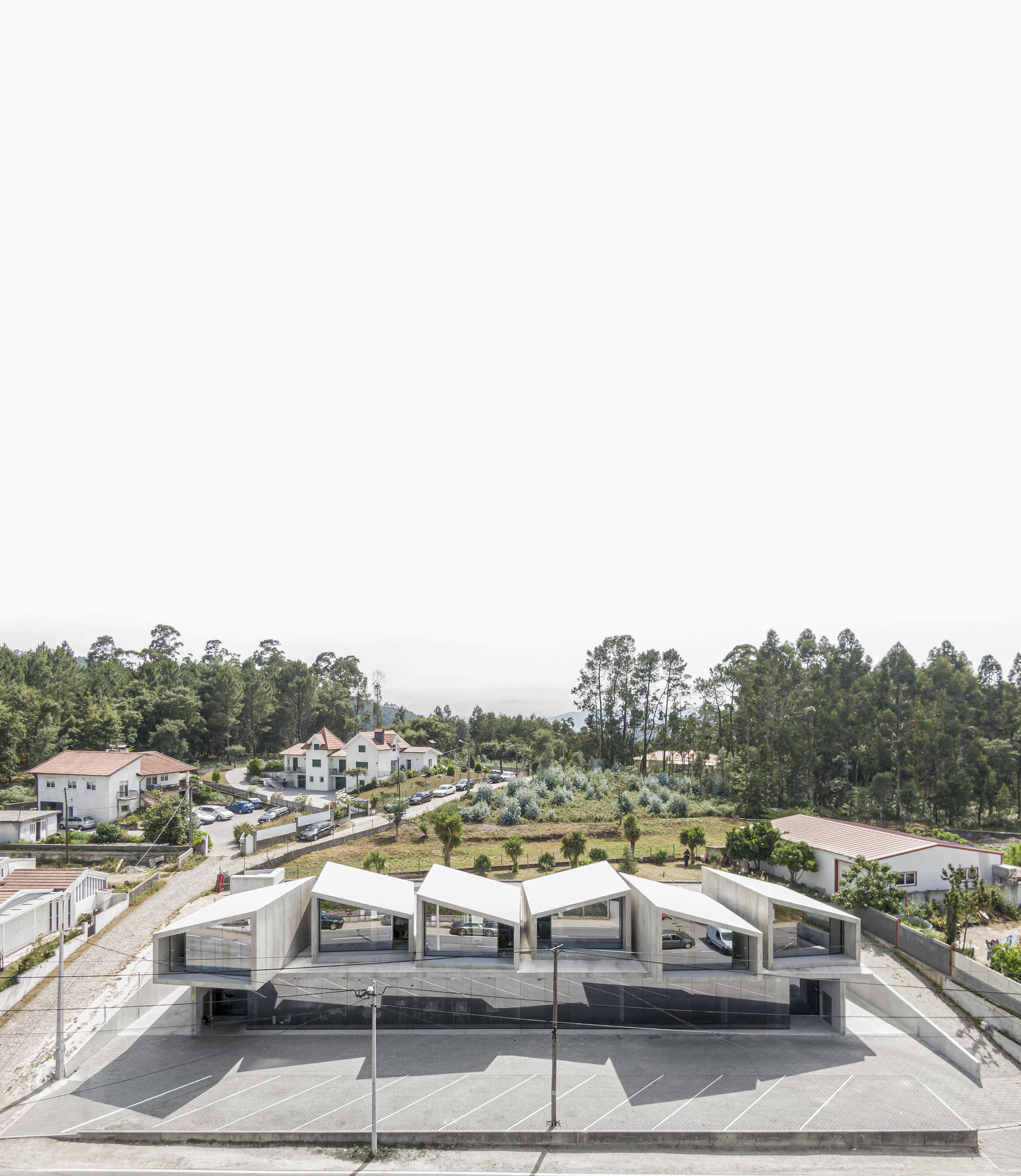 Galería de 1000m2 prefabricados / SUMMARY - 13