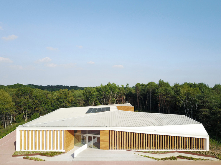 Restaurante Wood Court / INS Ilaria Nava Studio - Fotografia de Exterior, Restaurante, Fachada