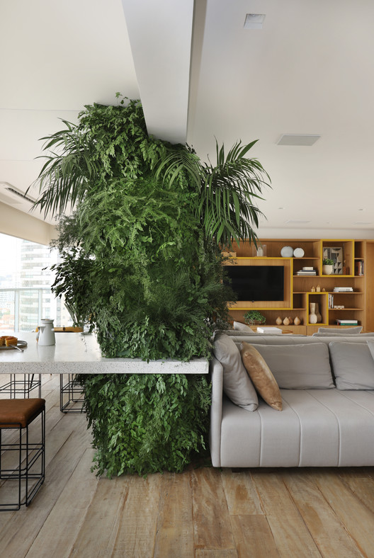 Núcleo Apartment / MAB3 Arquitetura - Interior Photography, Living Room, Wood
