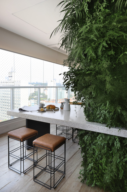 Apartamento Núcleo  / MAB3 Arquitetura - Fotografia de Exterior, Mesa, Janela