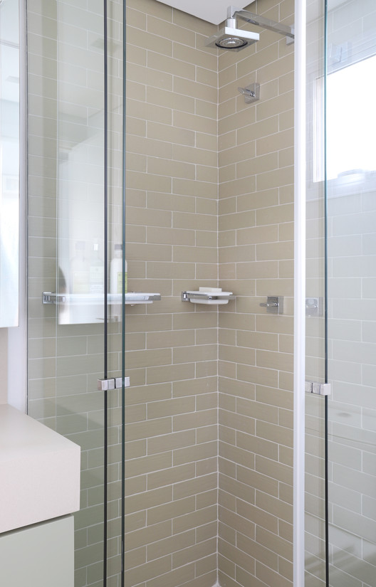 Apartamento Núcleo  / MAB3 Arquitetura - Fotografia de Interiores, Banheiro, Chuveiro, Porta, Vidro