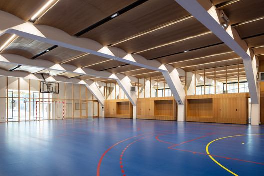 Alice Milliat Gymnasium / Marjan Hessamfar & Joe Vérons architectes associés - Interior Photography, Beam