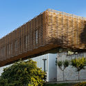 Sede da Communauté de Communes des Deux Rives / Marjan Hessamfar & Joe Vérons architectes associés - Fotografia de Exterior, Centro Comunitário, Porta