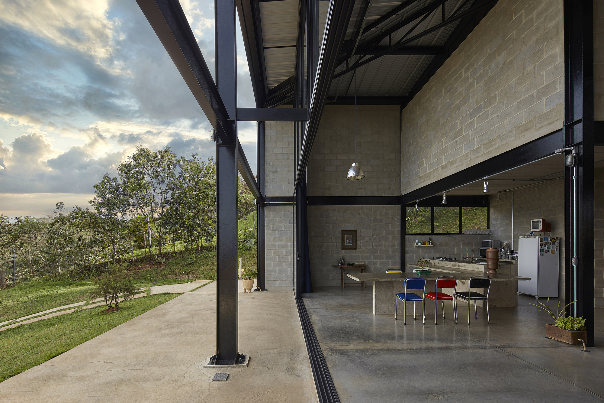 Galería de Casa Galpón / Marcos Franchini + Nattalia Bom Conselho - 7