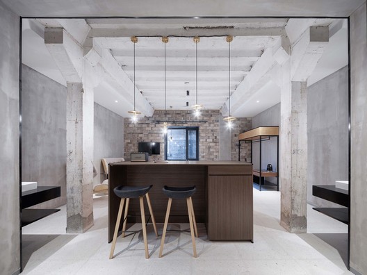 Yufengli Homestay / LYCS Architecture - Interior Photography, Kitchen, Table, Chair, Beam