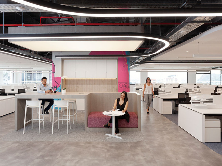 Home is Not Office (in the future, the polycentric office will be the new standard) - Featured Image