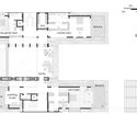 03. First Floor Plan - The Hovering Gardens House: Biệt thự hiện đại chữ U với s&acirc;n vườn ở giữa