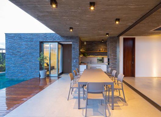 Casa Canto / Studio Kyze - Fotografia de Interiores, Sala de Jantar, Mesa, Cadeira, Janela