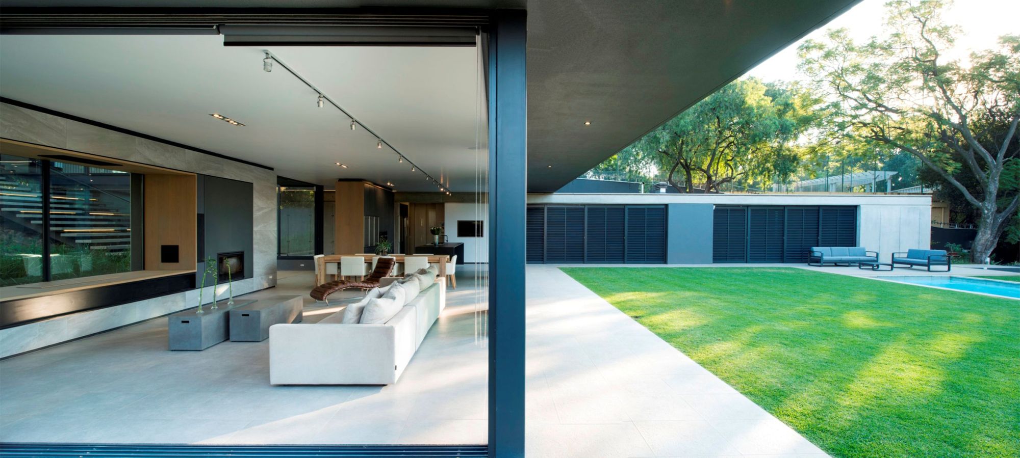 Gallery of The TERRACE House / W design architecture ...