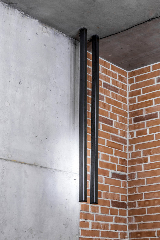 Loft Green Office / Maxim Calujac - Interior Photography, Brick, Concrete
