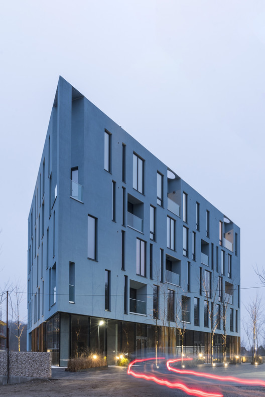 Loft Green Office / Maxim Calujac - Exterior Photography, Offices Interiors, Facade