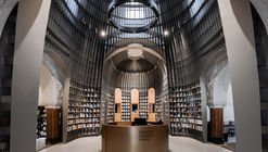 Sinan Books Poetry Store / Wutopia Lab