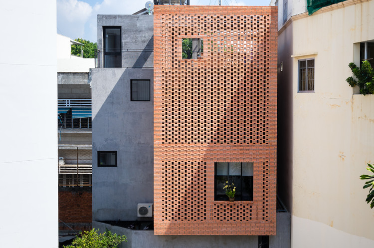 胡志明市夹层砖石住宅NDC / Tropical Space - 更多图片