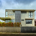 00 Context and Elevation (4) - Tresno House / RAW Architecture: Biệt thự hiện đại c&acirc;y xanh v&agrave; hồ bơi