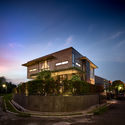 00 Context and Elevation (6) - Tresno House / RAW Architecture: Biệt thự hiện đại c&acirc;y xanh v&agrave; hồ bơi