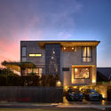 00 Context and Elevation (7) - Tresno House / RAW Architecture: Biệt thự hiện đại c&acirc;y xanh v&agrave; hồ bơi