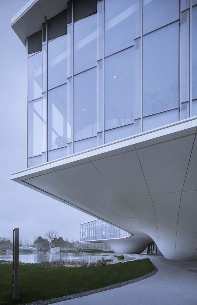 Gallery of Xiake Island Eco City Exhibition Center / SHUISHI - 10