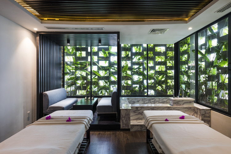 Spa Babylon Garden / Ho Khue Architects - Imagen 4 de 35