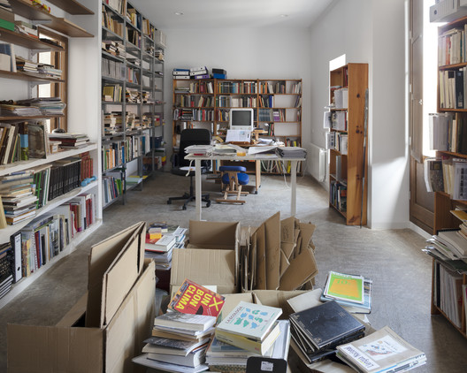 House Ca la Maña / Fent Estudi Coop V - Interior Photography, Living Room, Shelving