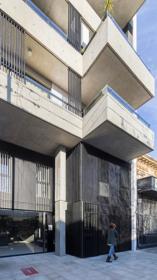 ATH60 Building / Cubero Rubio - Interior Photography, Facade, Concrete, Balcony