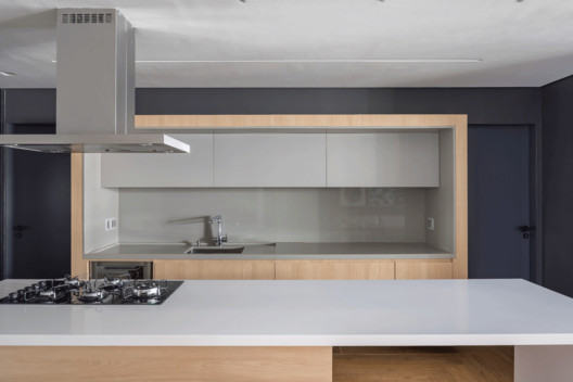 Apartamento 309 / CODA Arquitetura - Fotografia de Interiores, Cozinha, Bancada