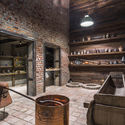 Vineria Wine Cellar / NS Studio - Interior Photography, Winery, Beam