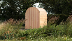 Mr. Barrett's Garden / BUREAU (Daniel Zamarbide, Carine Pimenta, Galliane Zamarbide)