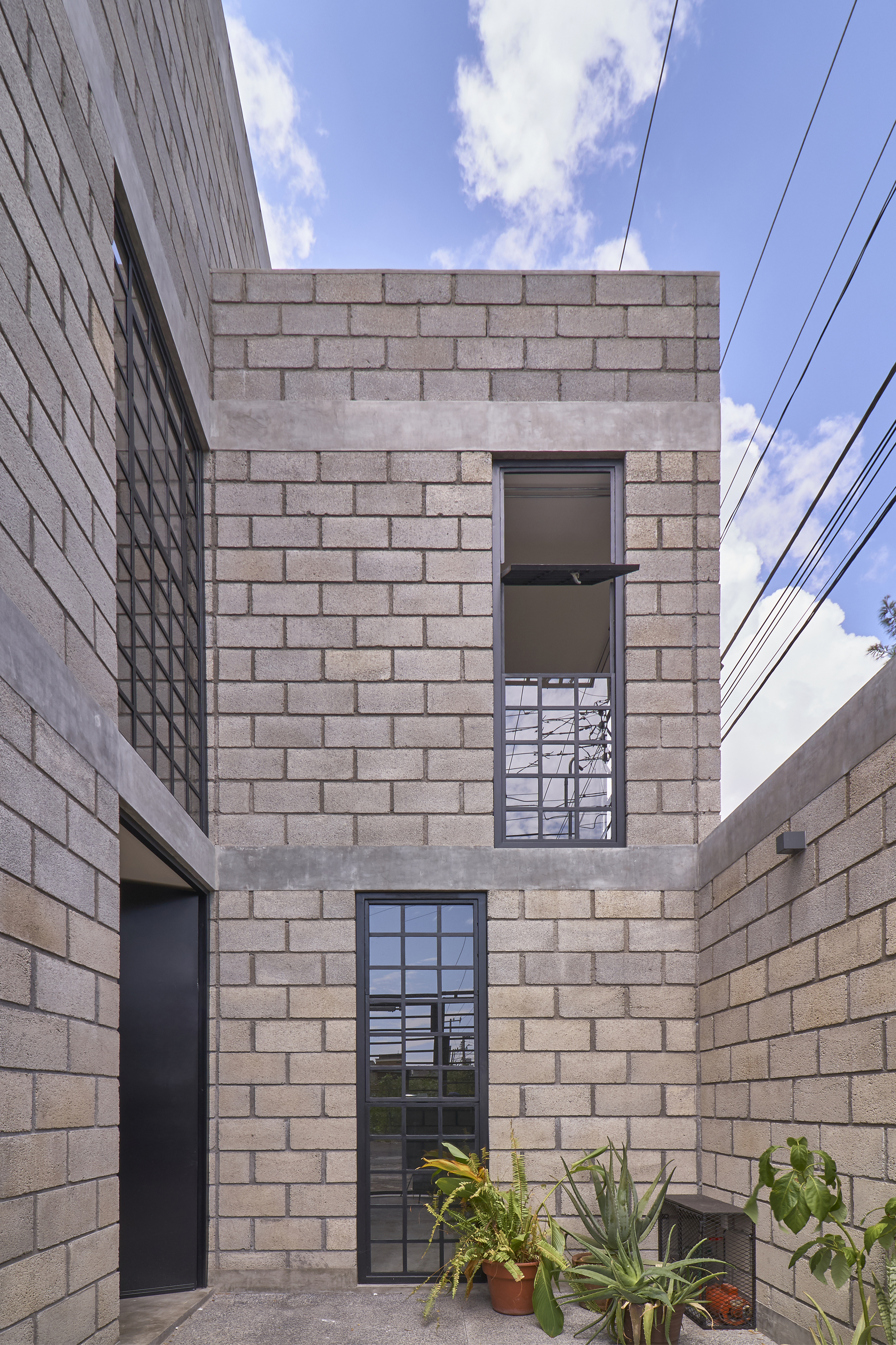 Gallery of Melon House / Sin Título Arquitectura 5