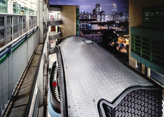 扩建九龙塘宣道小学，狭缝中的音乐厅 / 元新建城  - 室内图