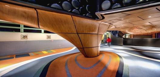 扩建九龙塘宣道小学，狭缝中的音乐厅 / 元新建城  - 室内图