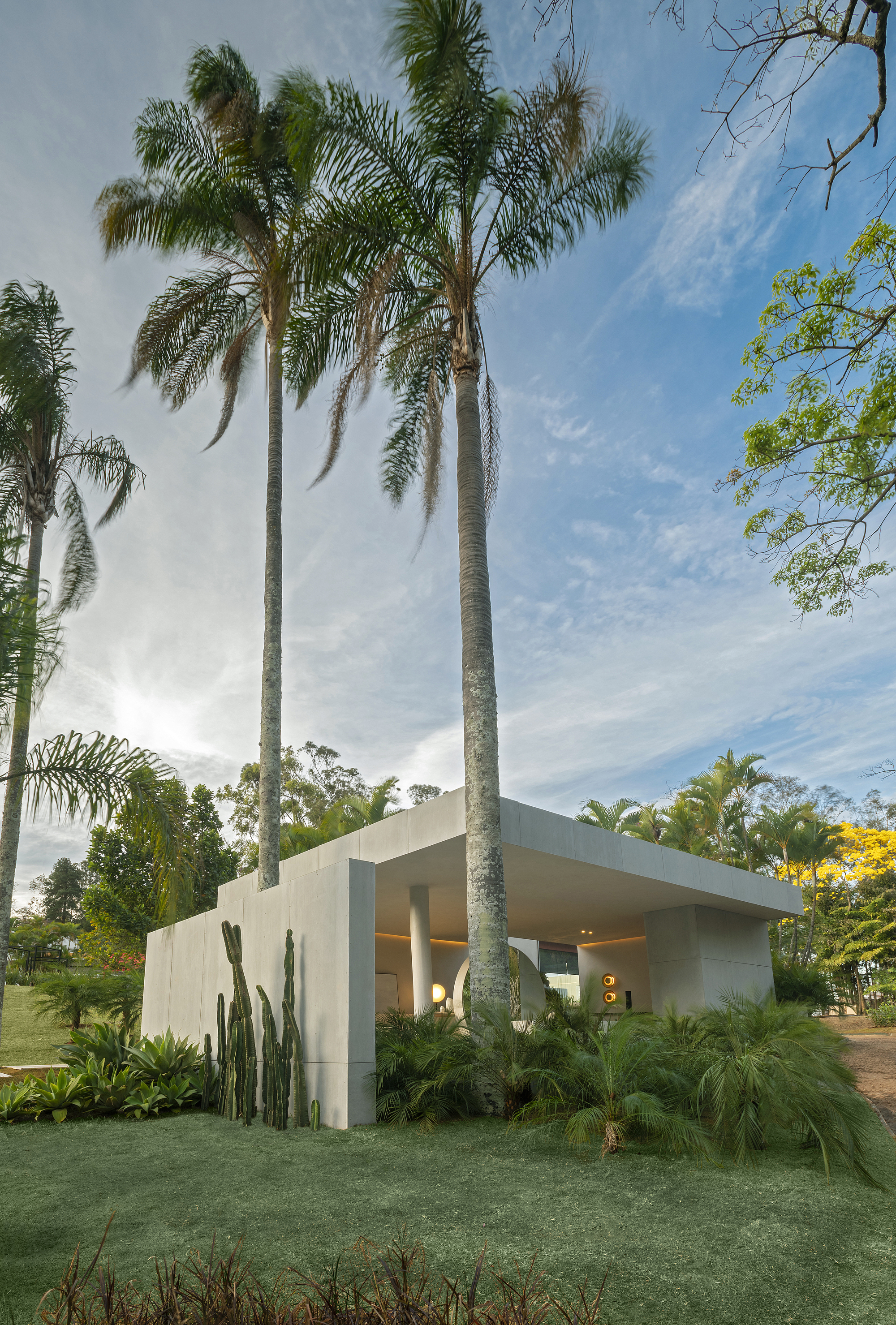 Gallery of Palmeiras Room / Estudio Sala - 6