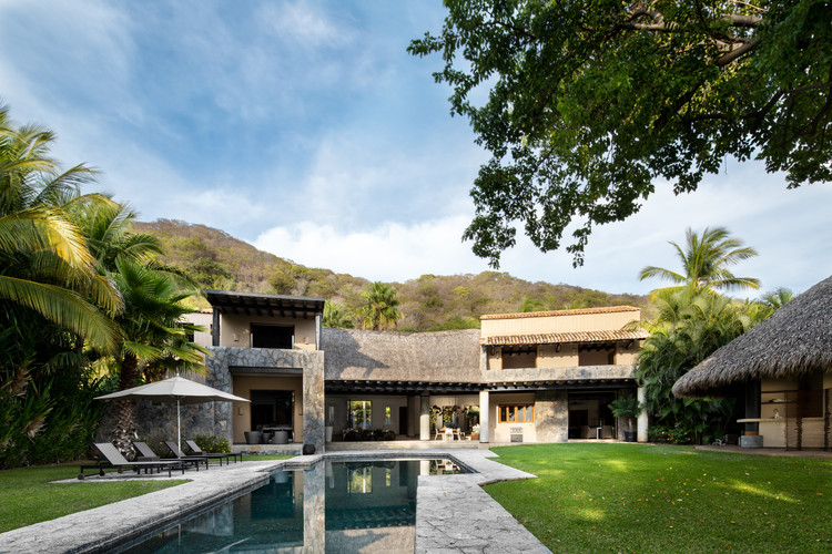 Casa La Vida / Zozaya Arquitectos - Fotografía exterior, Jardín