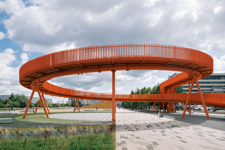 Azatlyk Square / DROM - Exterior Photography