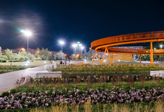 Azatlyk Square / DROM - Exterior Photography, Garden