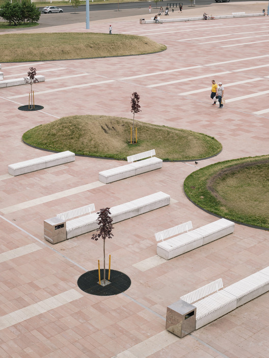 Azatlyk Square / DROM - Garden