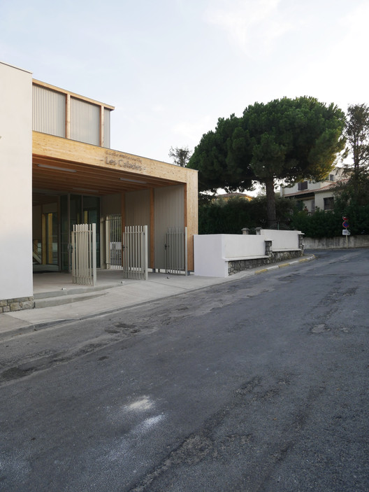 “Les Calades” School / NAS architecture - Exterior Photography, Facade, Concrete